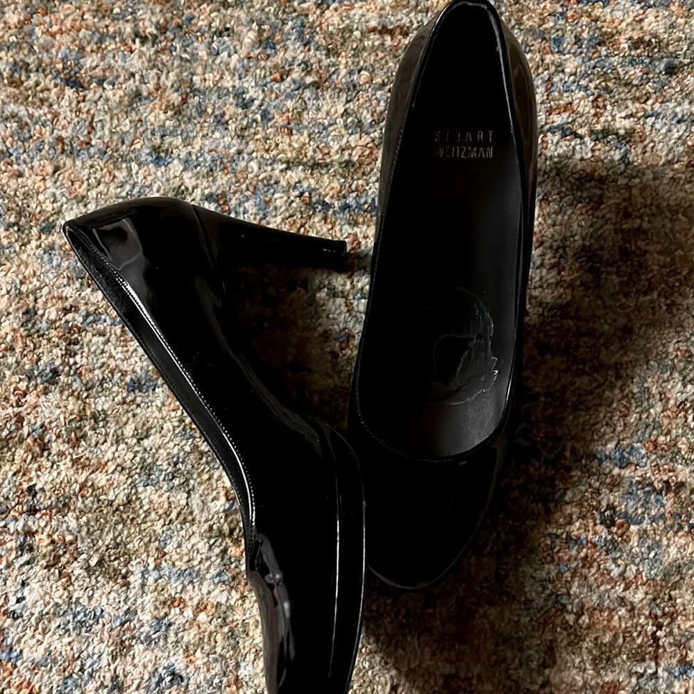 Stuart Weitzman Black pumps